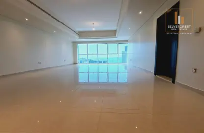Apartment - 3 Bedrooms - 5 Bathrooms for rent in Sheikha Salama Tower - Khalidiya Street - Al Khalidiya - Abu Dhabi