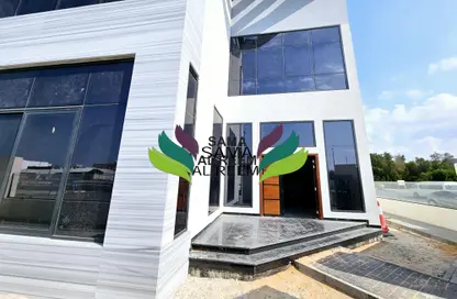 Villa - Studio - 3 Bathrooms for rent in Jumeirah 3 Villas - Jumeirah 3 - Jumeirah - Dubai