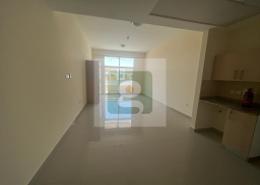 Empty Room image for: Studio - 1 bathroom for rent in Madison Residences - Majan - Dubai, Image 1