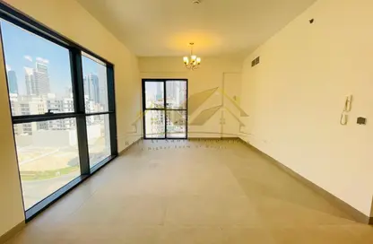 Apartment - 2 Bedrooms - 3 Bathrooms for rent in Jumeirah Garden City - Al Satwa - Dubai