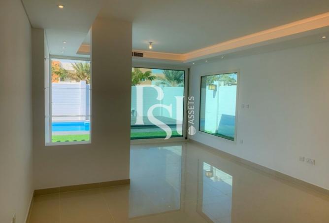 15730051 - Property Image 3