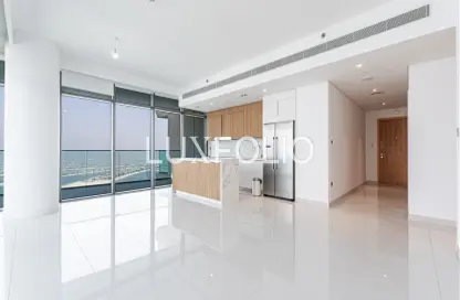 Apartment - 3 Bedrooms - 4 Bathrooms for rent in Beach Vista - EMAAR Beachfront - Dubai Harbour - Dubai