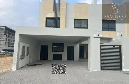 Townhouse - 4 Bedrooms - 5 Bathrooms for sale in Tilal City - Sharjah