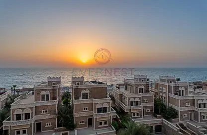 Outdoor Building image for: Apartment - 3 Bedrooms - 4 Bathrooms for rent in Wyndham residences - The Palm - Palm Jumeirah - Dubai, Image 1