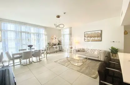 Living / Dining Room image for: Apartment - 3 Bedrooms - 3 Bathrooms for sale in The Bridges - Shams Abu Dhabi - Al Reem Island - Abu Dhabi, Image 1
