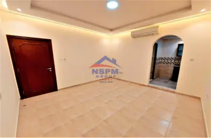 Empty Room image for: Apartment - 1 Bathroom for rent in Mushrif Park - Al Mushrif - Abu Dhabi, Image 1