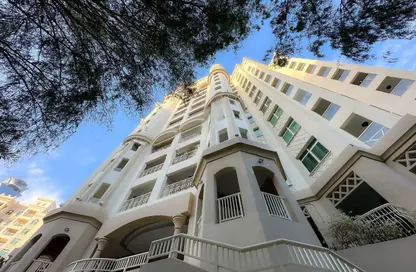 Apartment - 2 Bedrooms - 3 Bathrooms for sale in Al Msalli - Shoreline Apartments - Palm Jumeirah - Dubai