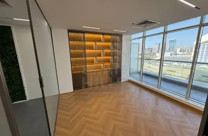 مكتب - استوديو - 2 حمامات للايجار في ستاديوم بوينت - مدينة دبي الرياضية - دبي