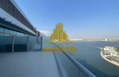 شقة - 2 غرف نوم - 3 حمامات للايجار في البرزة - البندر - شاطئ الراحة - أبوظبي
