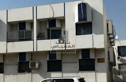 عمارة بالكامل - 8 غرف نوم - 8 حمامات للبيع في اليرموك - القاسمية - الشارقة