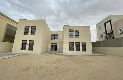 Villa - 5 Bedrooms - 6 Bathrooms for rent in Madinat Al Riyad - Abu Dhabi