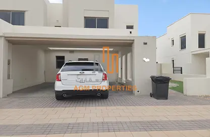 Parking image for: Townhouse - 4 Bedrooms - 4 Bathrooms for rent in Hayat Townhouses - Town Square - Dubai, Image 1