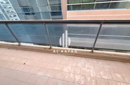 Apartment - 3 Bedrooms - 4 Bathrooms for rent in Al Majaz 1 - Al Majaz - Sharjah