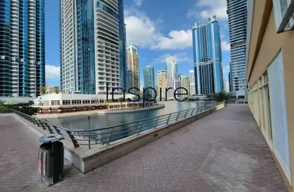 صورة لـ مبنى خارجي محل - استوديو - 2 حمامات للايجار في برج أيكون 1 - بحيرة الماس غرب - أبراج بحيرة الجميرا - دبي ، صورة رقم 1