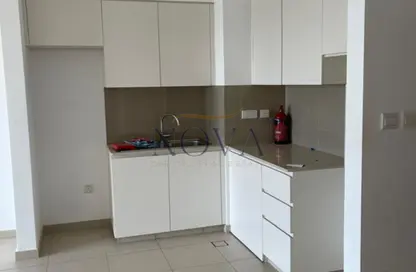 Apartment - 1 Bedroom - 1 Bathroom for rent in Zahra Breeze Apartments 4A - Zahra Breeze Apartments - Town Square - Dubai