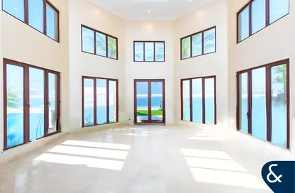 Villa - 6 Bedrooms - 7 Bathrooms for rent in Signature Villas Frond O - Signature Villas - Palm Jumeirah - Dubai