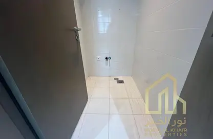 Apartment - 2 Bedrooms - 3 Bathrooms for rent in Al Barsha 1 - Al Barsha - Dubai