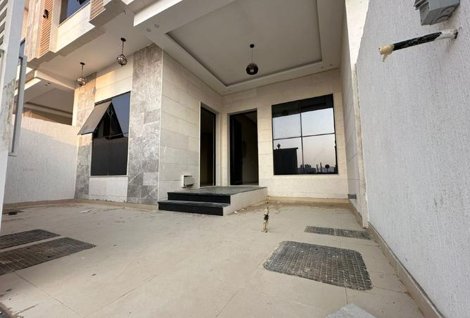 15634802 - Property Image 2