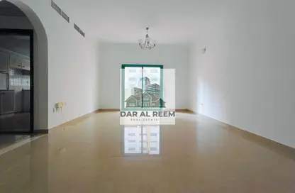 Apartment - 2 Bedrooms - 3 Bathrooms for rent in New Al Taawun Road - Al Taawun - Sharjah