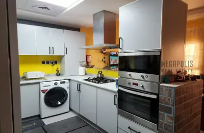Kitchen image for: Apartment - 2 Bedrooms - 2 Bathrooms for rent in Al Ramth 43 - Al Ramth - Remraam - Dubai, Image 1