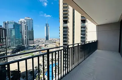 Apartment - 1 Bedroom - 2 Bathrooms for rent in Boulevard Crescent Tower 1 - BLVD Crescent - Downtown Dubai - Dubai