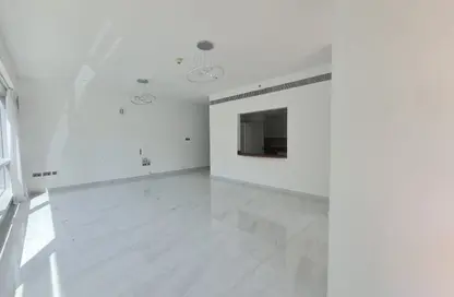 Apartment - 3 Bedrooms - 5 Bathrooms for rent in La Riviera - Dubai Marina - Dubai