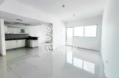 Apartment - 3 Bedrooms - 4 Bathrooms for rent in Marina Bay by DAMAC - Najmat Abu Dhabi - Al Reem Island - Abu Dhabi