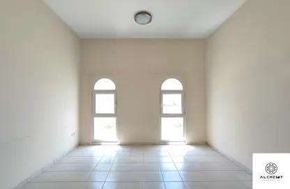 شقة - غرفة نوم - 2 حمامات للبيع في مبنى 108-137 - طراز حديث - ديسكفري غاردنز - دبي