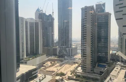 Office Space - Studio for rent in The Regal Tower - Business Bay - Dubai