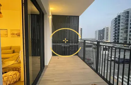 Apartment - 1 Bedroom - 1 Bathroom for rent in Waters Edge - Yas Island - Abu Dhabi