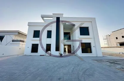 Villa - 5 Bedrooms - 7 Bathrooms for rent in Al Barsha South - Al Barsha - Dubai
