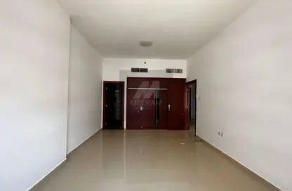 شقة - غرفة نوم - 2 حمامات للايجار في مسكن الامير - قرية الجميرا سركل - دبي