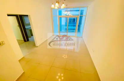Apartment - 1 Bedroom - 2 Bathrooms for rent in Muwaileh 29 Building - Muwaileh - Sharjah