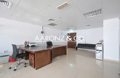 Office Space - Studio - 1 Bathroom for rent in Goldcrest Executive - JLT Cluster C - Jumeirah Lake Towers - Dubai