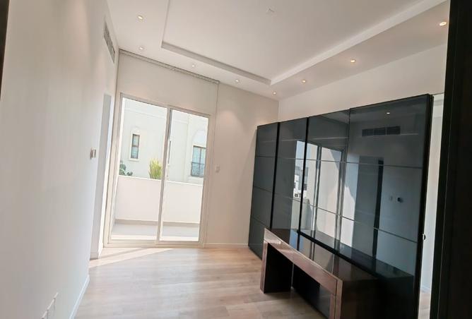 15618150 - Property Image 3