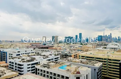 Apartment - 2 Bedrooms - 3 Bathrooms for rent in Bin Hendi Tower - Mankhool - Bur Dubai - Dubai