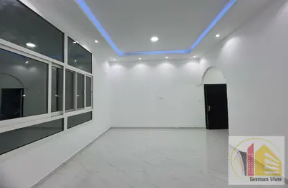 شقة - غرفة نوم - 1 حمام للايجار في مدينة الرياض - أبوظبي