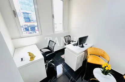Office Space - Studio - 1 Bathroom for rent in Horizone Building - Port Saeed - Deira - Dubai