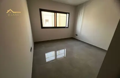 Apartment - 2 Bedrooms - 3 Bathrooms for rent in Muweileh Community - Muwaileh Commercial - Sharjah