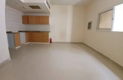 Apartment - Studio - 1 Bathroom for rent in Fire Station Road - Muwaileh - Sharjah