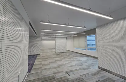 Office Space - Studio - 1 Bathroom for rent in Tourist Club Area - Abu Dhabi