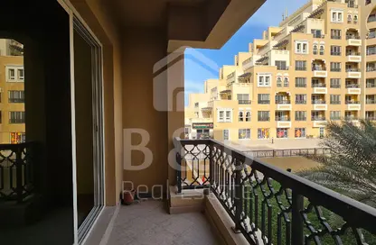 شقة - غرفة نوم - 2 حمامات للايجار في ياقوت - باب البحر - جزيرة المرجان - رأس الخيمة