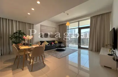 Apartment - 1 Bedroom - 2 Bathrooms for rent in Boulevard Crescent Tower 1 - BLVD Crescent - Downtown Dubai - Dubai