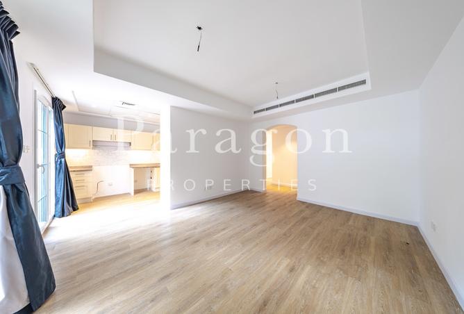 15892318 - صورة العقار 2