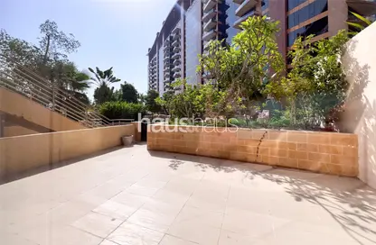 Apartment - 1 Bedroom - 2 Bathrooms for sale in Emerald - Tiara Residences - Palm Jumeirah - Dubai