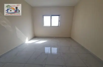 شقة - 2 غرف نوم - 2 حمامات للايجار في مجمع مويلح - تجارية مويلح - الشارقة