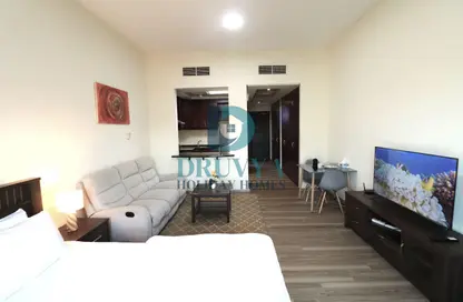 شقة - 1 حمام للايجار في مبنى 71 - طراز البحر المتوسط - ديسكفري جاردنز - دبي