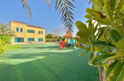 Villa - 4 Bedrooms - 5 Bathrooms for sale in Legacy - Jumeirah Park - Dubai