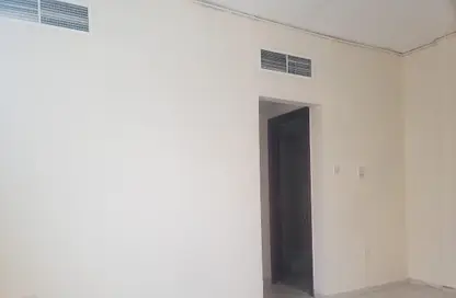 Apartment - 1 Bedroom - 1 Bathroom for rent in Muwailih Building - Muwaileh - Sharjah