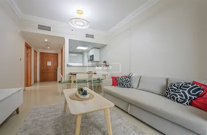 Apartment - 1 Bedroom - 2 Bathrooms for rent in Manchester Tower - Dubai Marina - Dubai